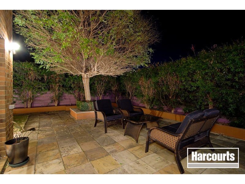 9 Toptani Drive, Narre Warren South VIC 3805