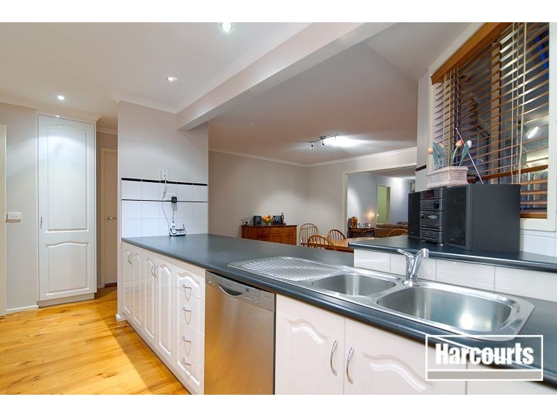 32 Maramba Drive, Narre Warren VIC 3805