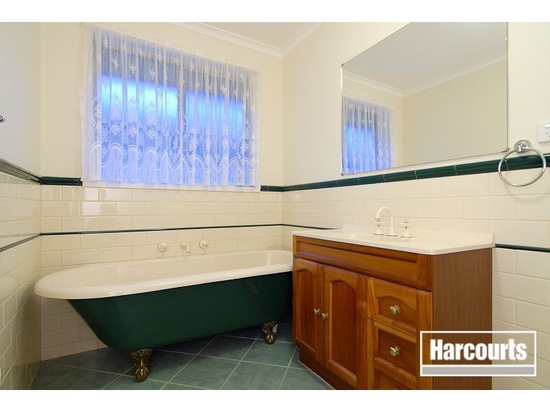 32 Maramba Drive, Narre Warren VIC 3805