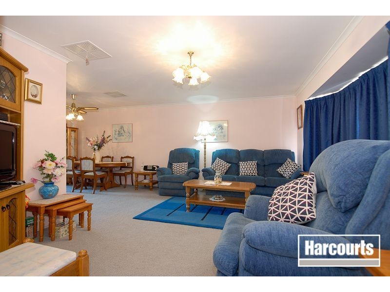 25 Fleetwood Drive, Narre Warren VIC 3805