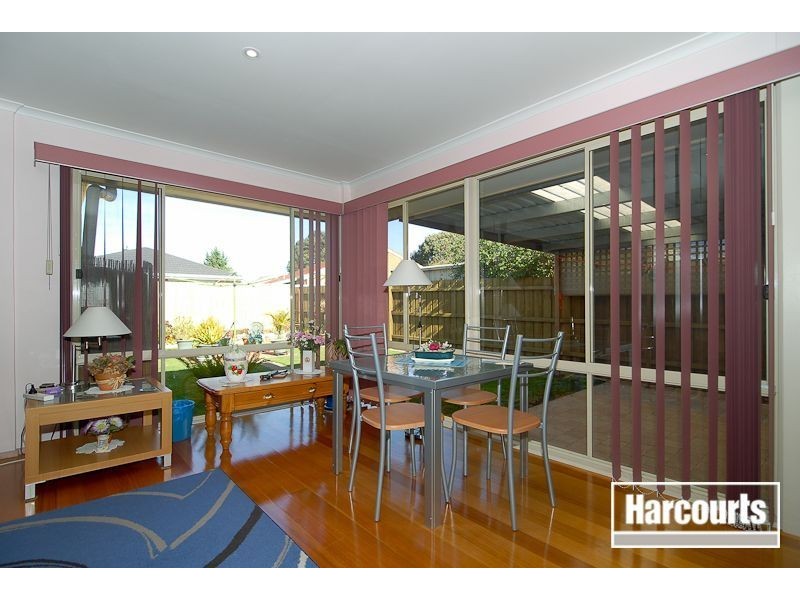 25 Fleetwood Drive, Narre Warren VIC 3805