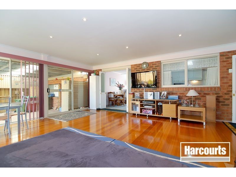 25 Fleetwood Drive, Narre Warren VIC 3805