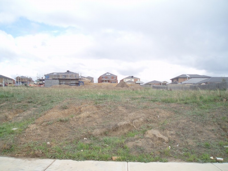 139 Empire Drive, Mooroolbark VIC 3138