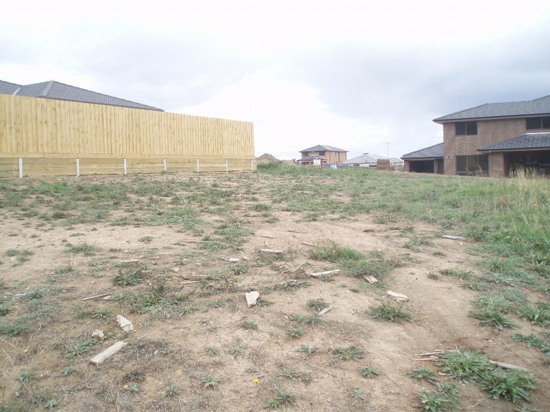 153 Tudor Drive, Mooroolbark VIC 3138