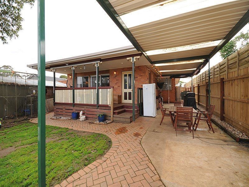 18 Loch Street, Kilsyth VIC 3137