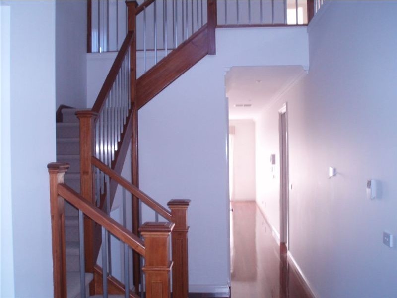 9 Kingston Way, Mooroolbark VIC 3138