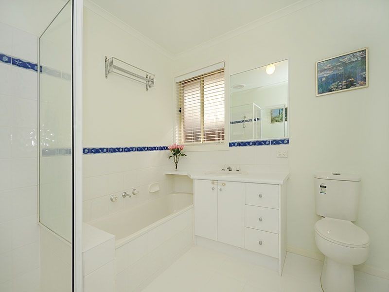 2/4 Jillian Street, Mooroolbark VIC 3138