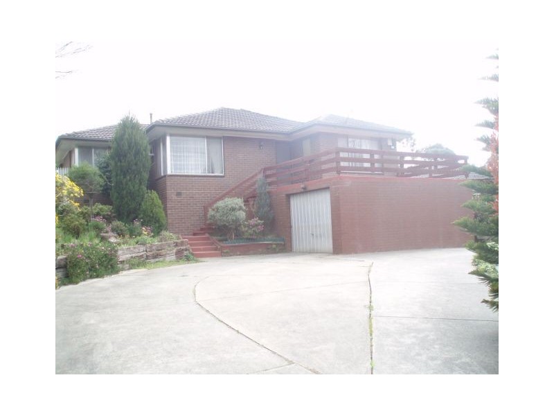 77 Carronvale Road, Mooroolbark VIC 3138