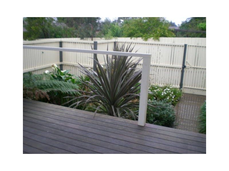 1/21 Bayswater Road, Croydon VIC 3136