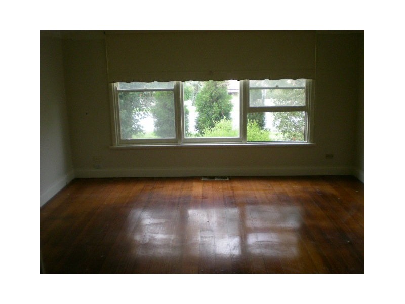 16 Bayswater Road, Croydon VIC 3136