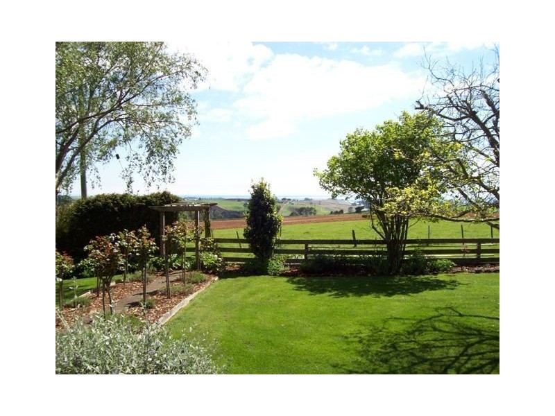 33 Daveys Road, West Pine TAS 7316