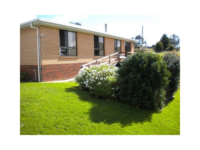 69 Linton Avenue, Heybridge TAS 7316