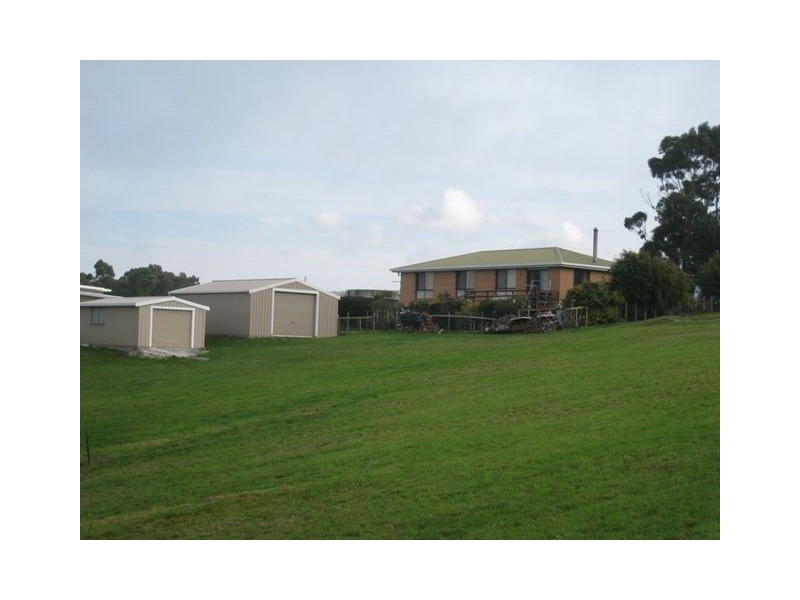 69 Linton Avenue, Heybridge TAS 7316