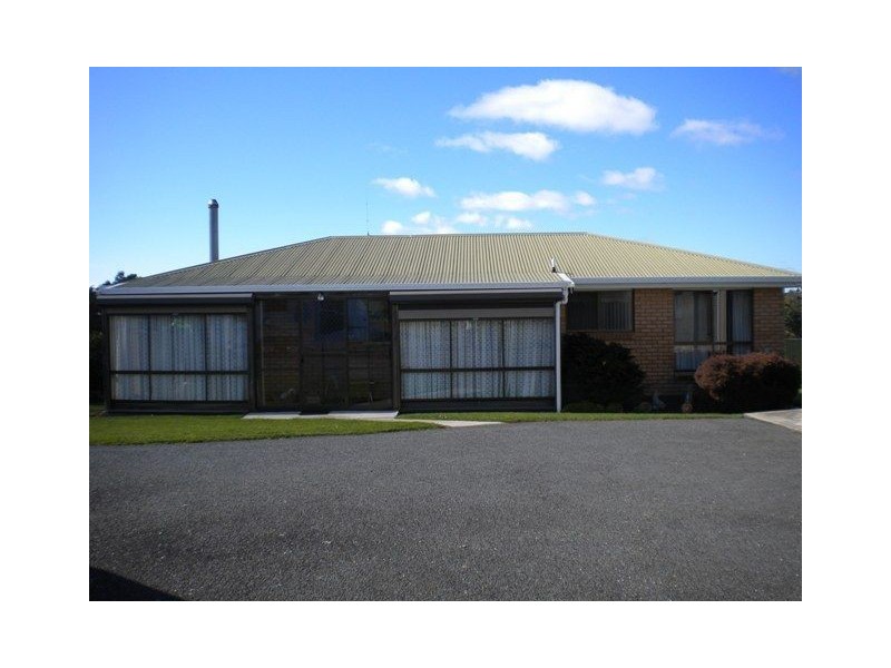 69 Linton Avenue, Heybridge TAS 7316