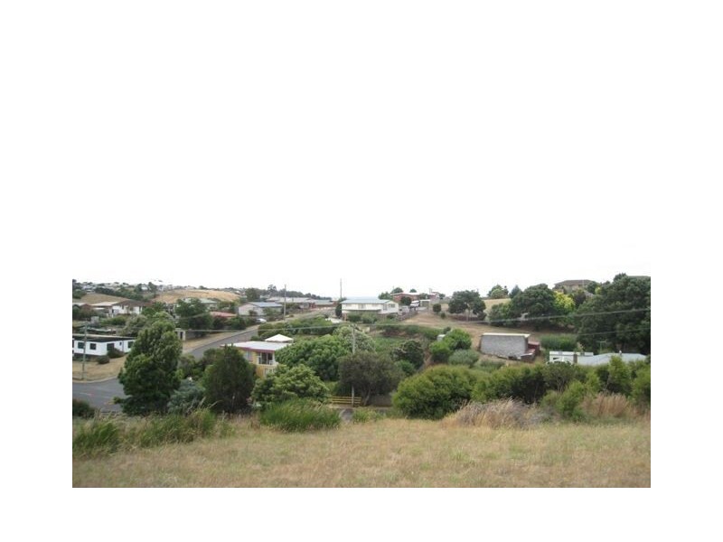 20 South Road, Penguin TAS 7316