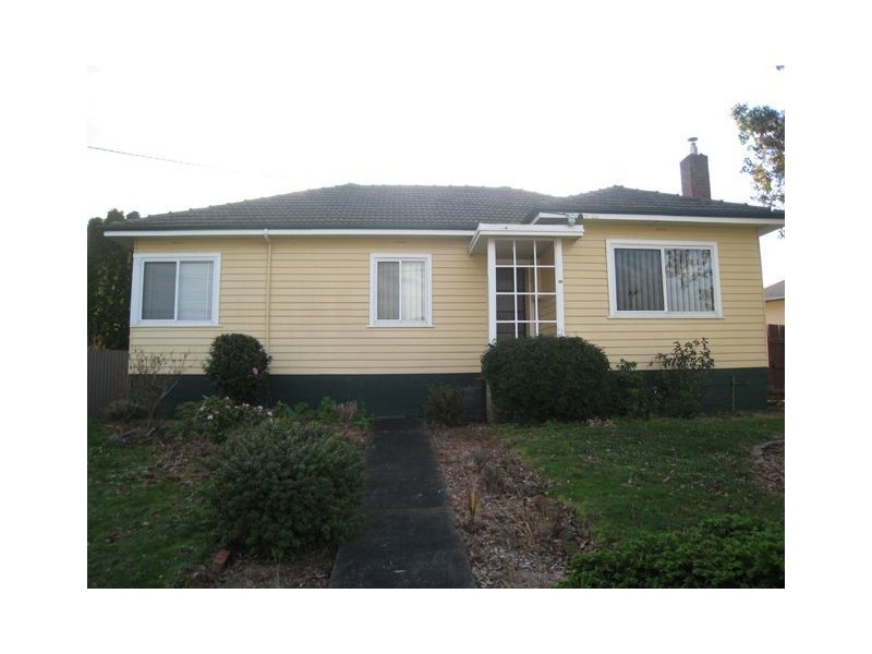33 Ashwater Crescent, Penguin TAS 7316
