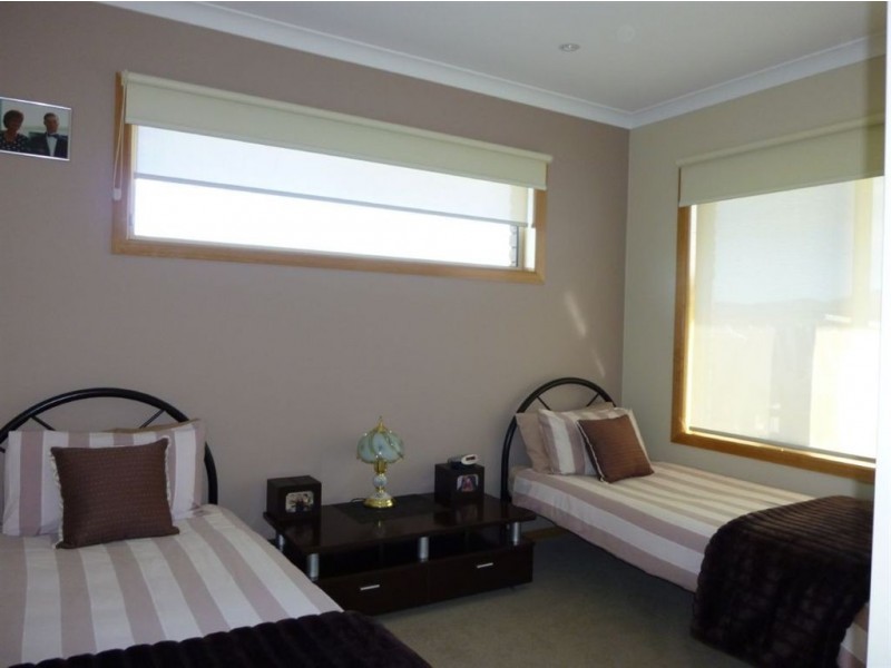 2 Holliview Way, Ulverstone TAS 7315