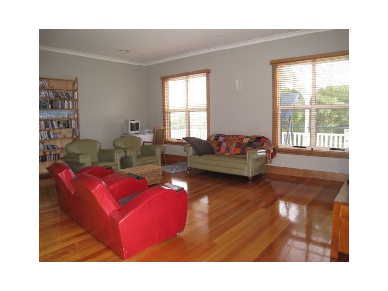 14 Ironcliffe Road, Penguin TAS 7316