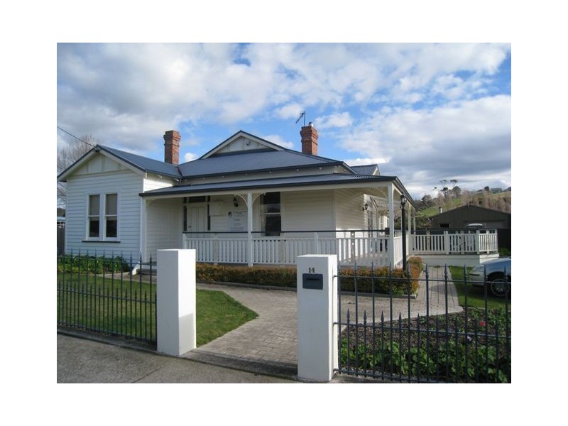 14 Ironcliffe Road, Penguin TAS 7316