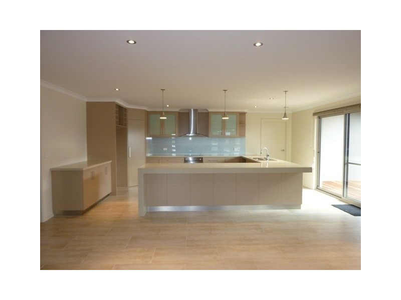 2 Berkshire Parade, Penguin TAS 7316