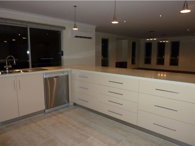 2 Berkshire Parade, Penguin TAS 7316