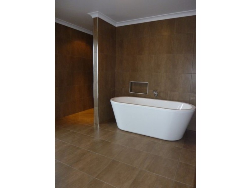 2 Berkshire Parade, Penguin TAS 7316