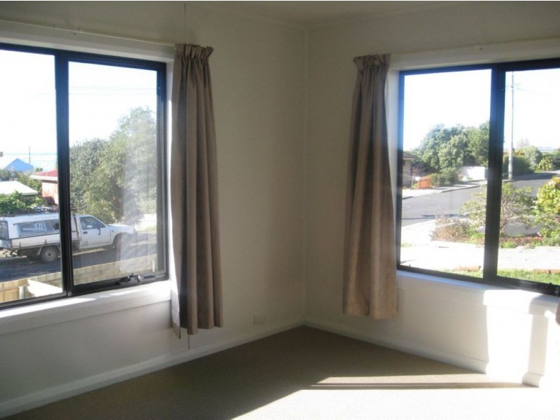 5 Cann Street, Penguin TAS 7316