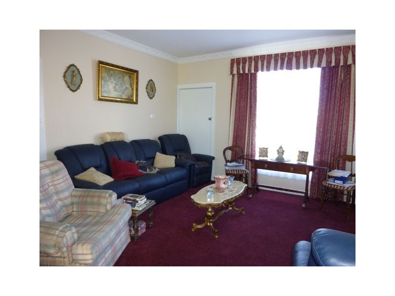 4/3 Main Street, Ulverstone TAS 7315