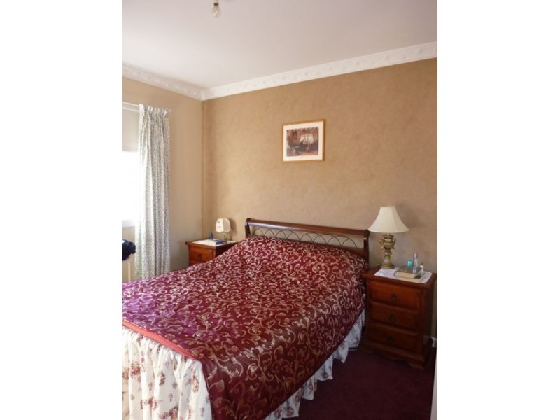 4/3 Main Street, Ulverstone TAS 7315