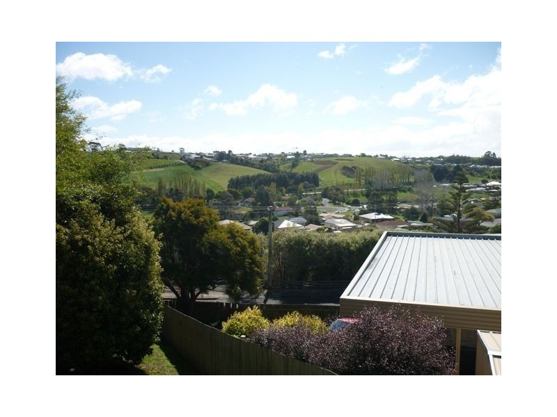 10 Quinn Street, Penguin TAS 7316