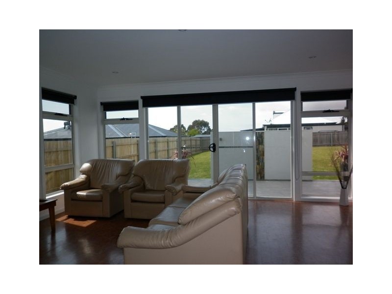 15 Berkshire Parade, Penguin TAS 7316