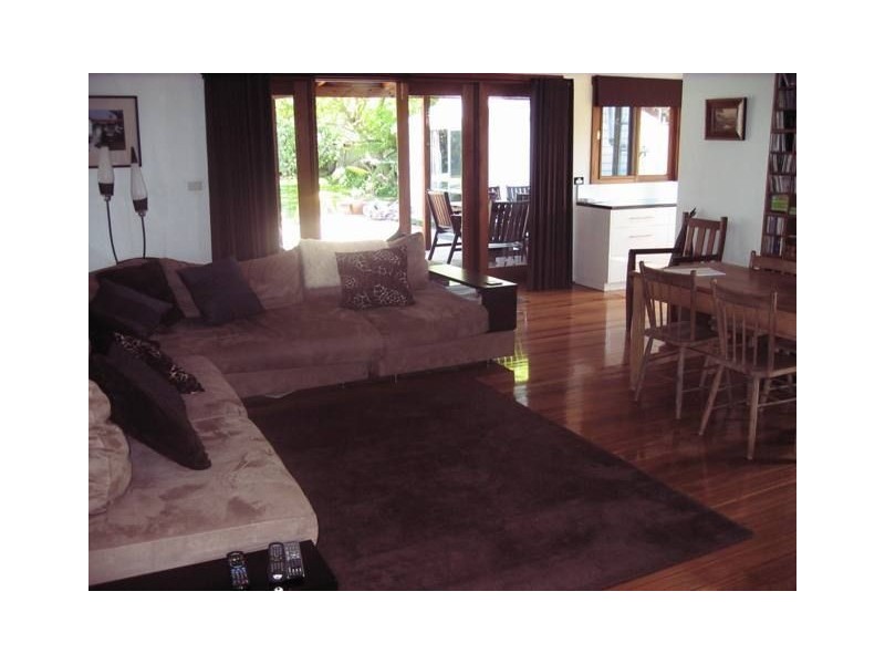 2 George St, Ulverstone TAS 7315