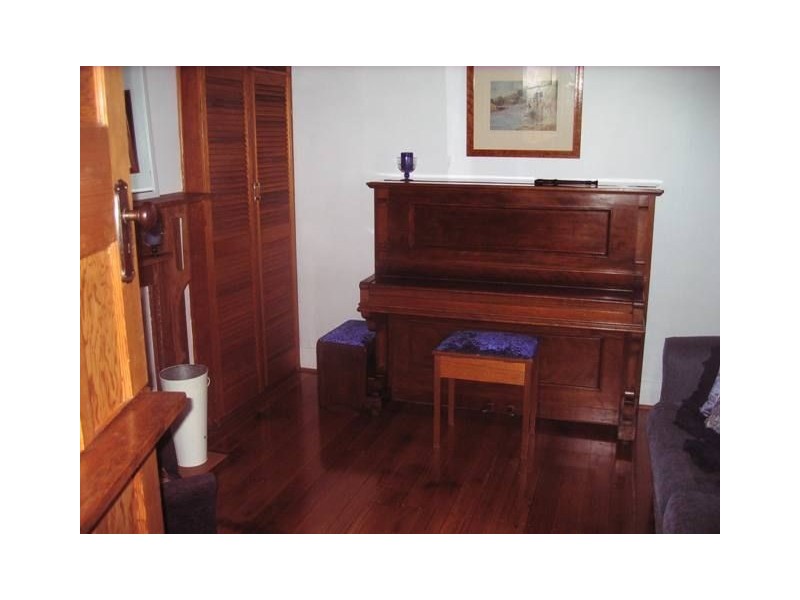 2 George St, Ulverstone TAS 7315