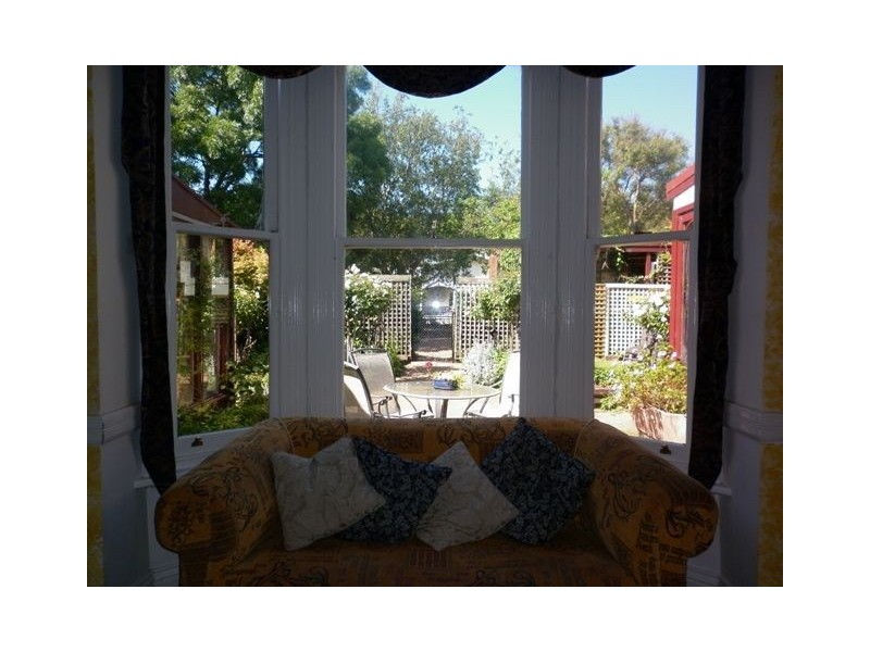 124 Main Road, Penguin TAS 7316