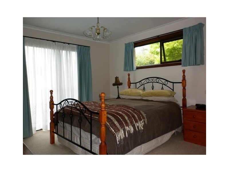 9-11 Olympic Court, Penguin TAS 7316