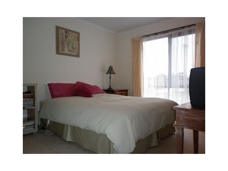 9-11 Olympic Court, Penguin TAS 7316