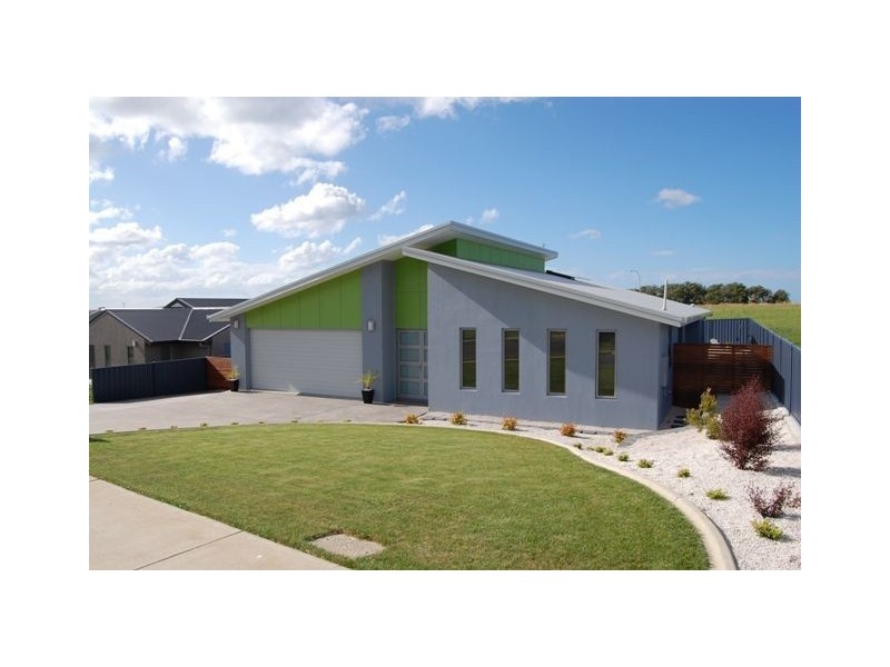 31 Hales Street, Penguin TAS 7316