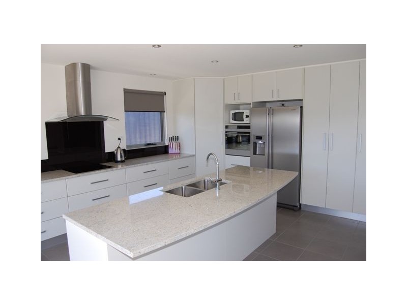 31 Hales Street, Penguin TAS 7316