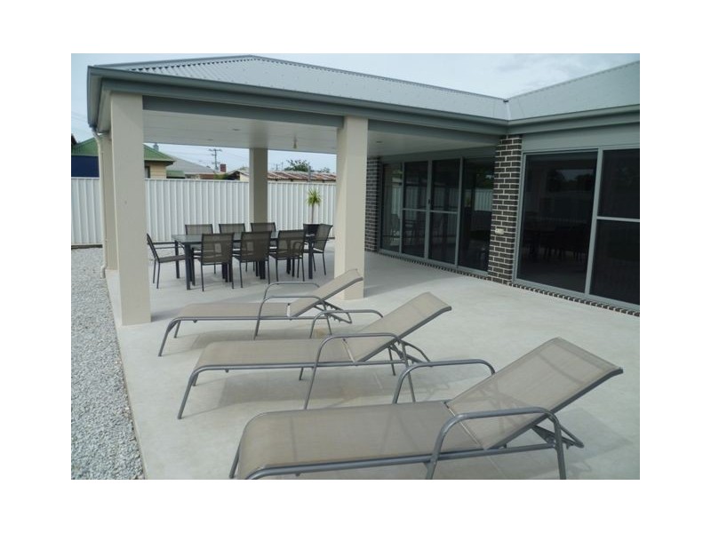 93 Main Street, Ulverstone TAS 7315