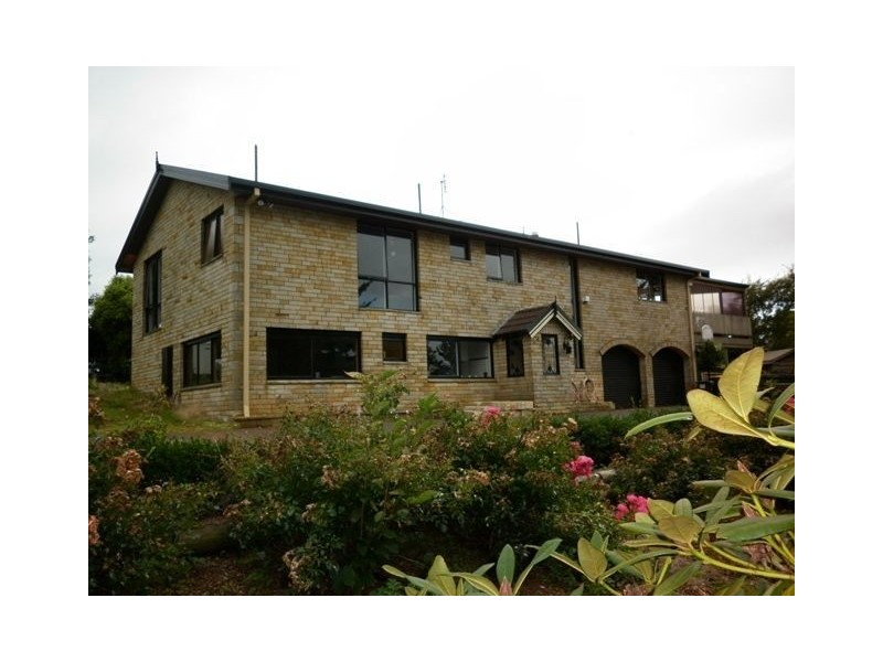 111 South Road, Penguin TAS 7316