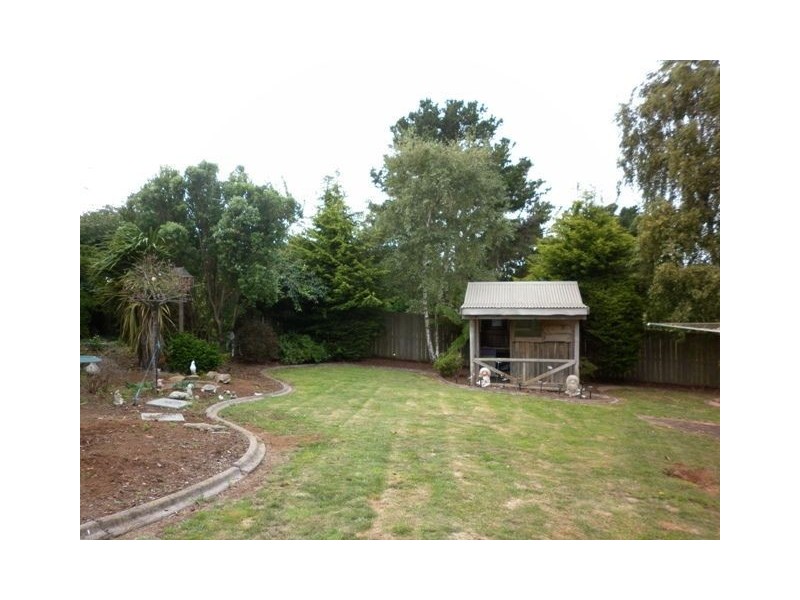 111 South Road, Penguin TAS 7316