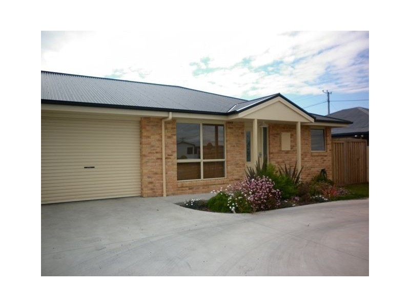 1/16A Bertha Street, Ulverstone TAS 7315