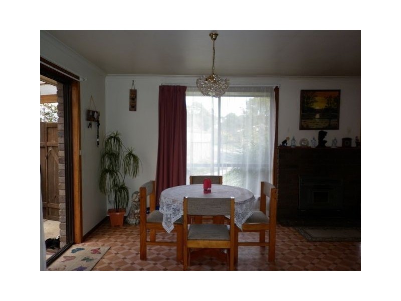 4 Olympic Court, Penguin TAS 7316