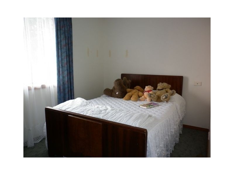 4 Olympic Court, Penguin TAS 7316