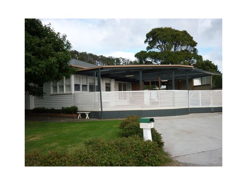 2 Hogarth Street, Sulphur Creek TAS 7316