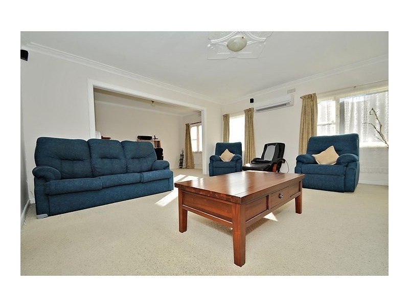 4 South Road, Penguin TAS 7316