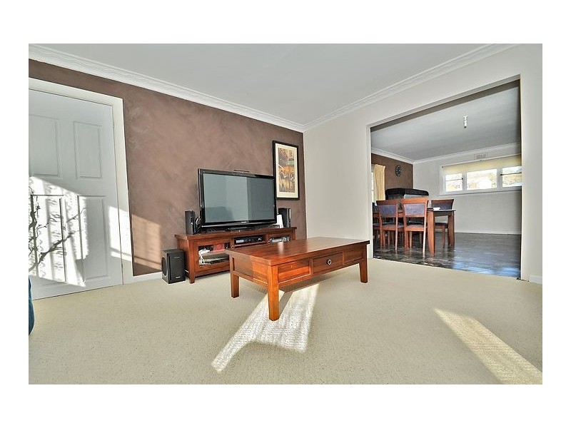 4 South Road, Penguin TAS 7316