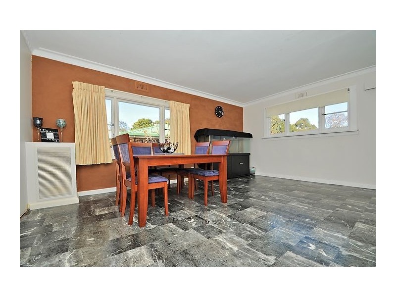 4 South Road, Penguin TAS 7316