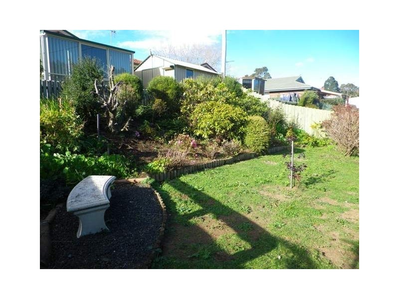 12/3 Hayward Street, Penguin TAS 7316