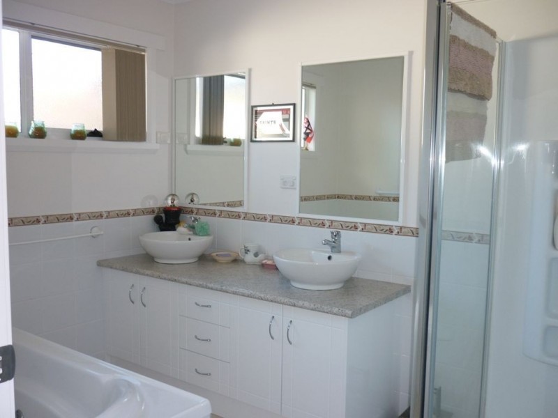 13 Crisling Place, Penguin TAS 7316